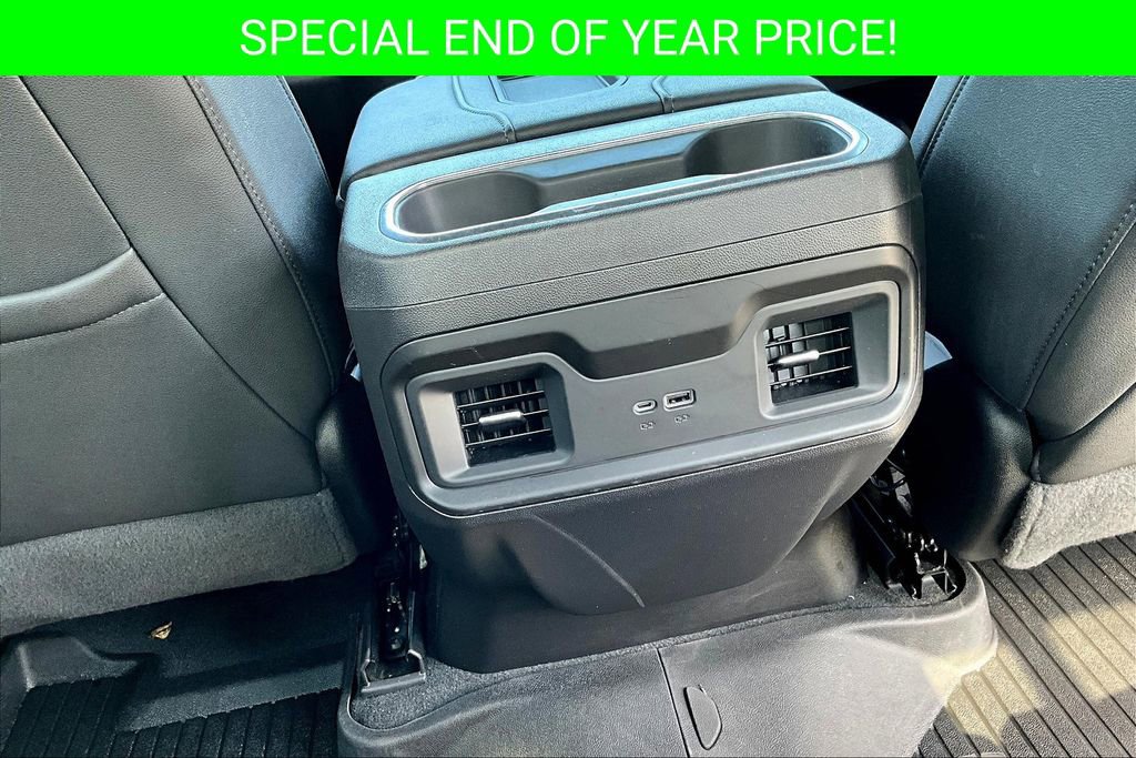 Used 2022 Chevrolet Silverado 1500 RST image 10