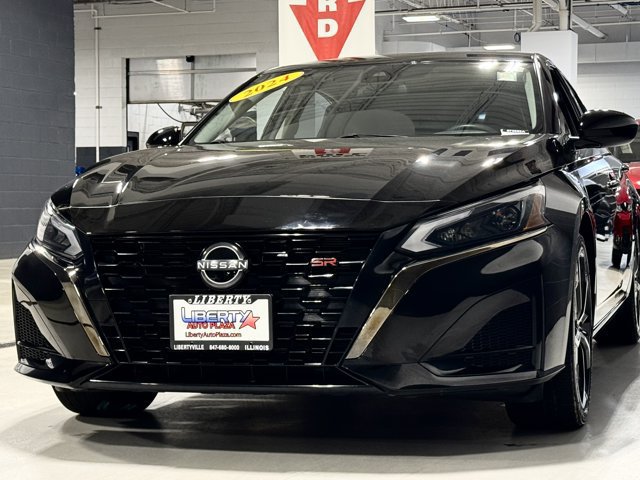 Used 2024 Nissan Altima 2.5 SR FWD image 31
