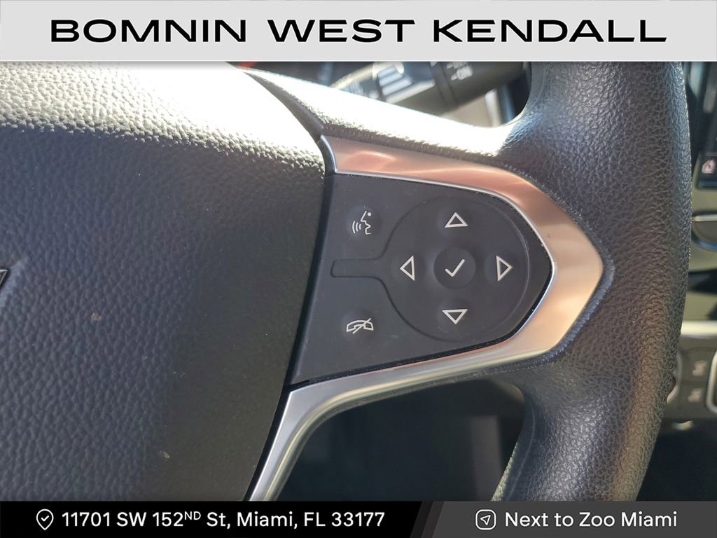 Used 2023 Chevrolet Traverse LS image 30