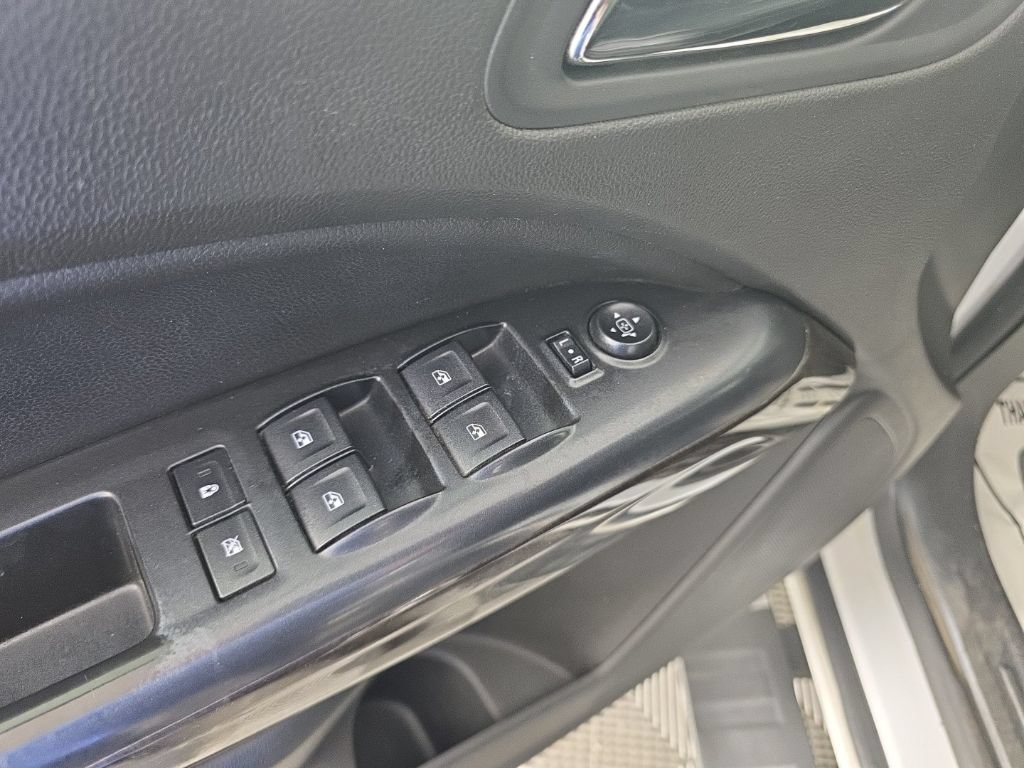 Used 2016 GMC Canyon SLT w/ Driver Alert Package AWD/4WD image 12