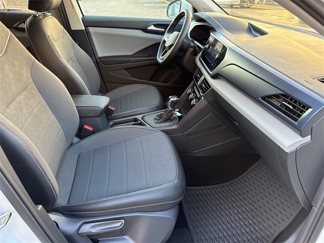 Certified 2023 Volkswagen Taos SE image 19