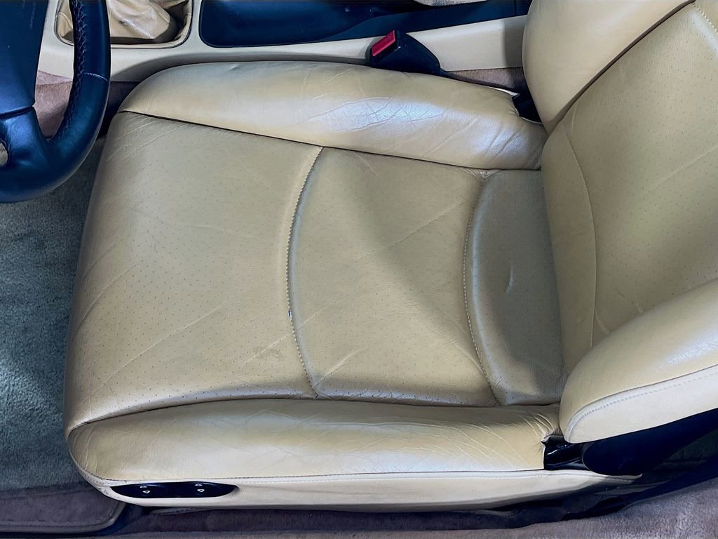 Used 1997 Porsche 911 Carrera image 10