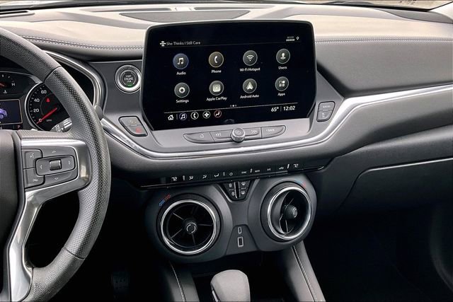 Used 2023 Chevrolet Blazer LT image 9