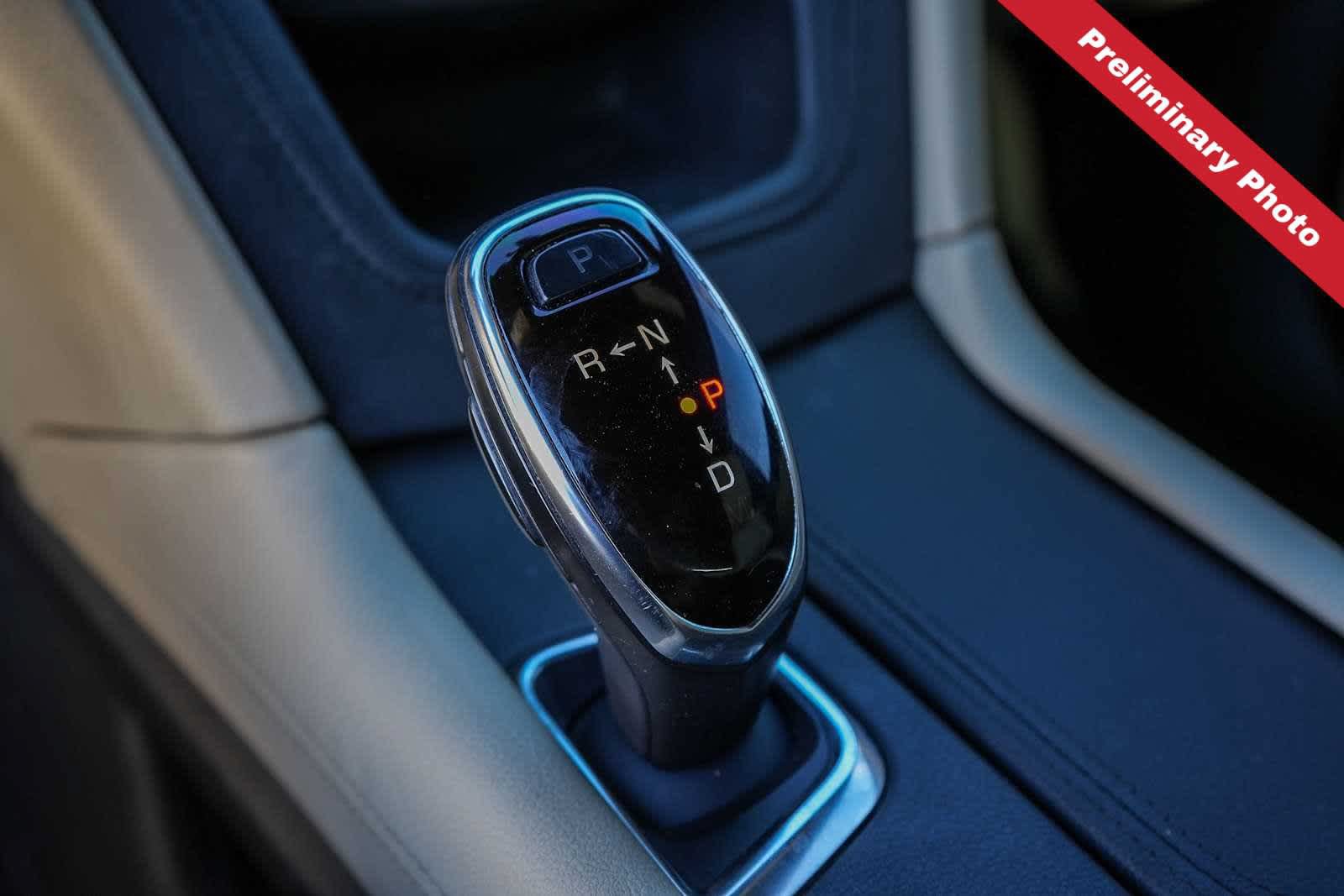 Used 2019 Cadillac XT5 FWD image 16