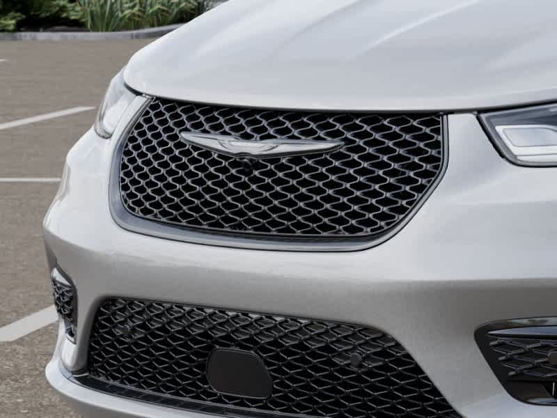 New 2026 Chrysler Pacifica Select w/ S Appearance Package FWD image 11