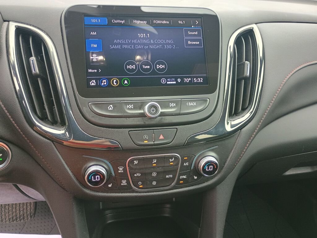 Used 2022 Chevrolet Equinox RS w/ Infotainment Package image 14