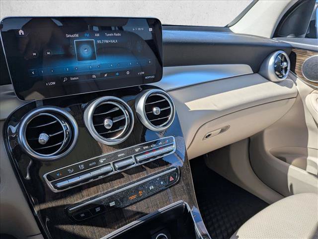 Used 2021 Mercedes-Benz GLC 300 4MATIC image 12