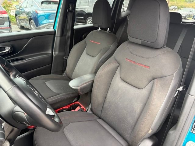 Used 2020 Jeep Renegade Trailhawk w/ Cold Weather Group AWD/4WD image 14