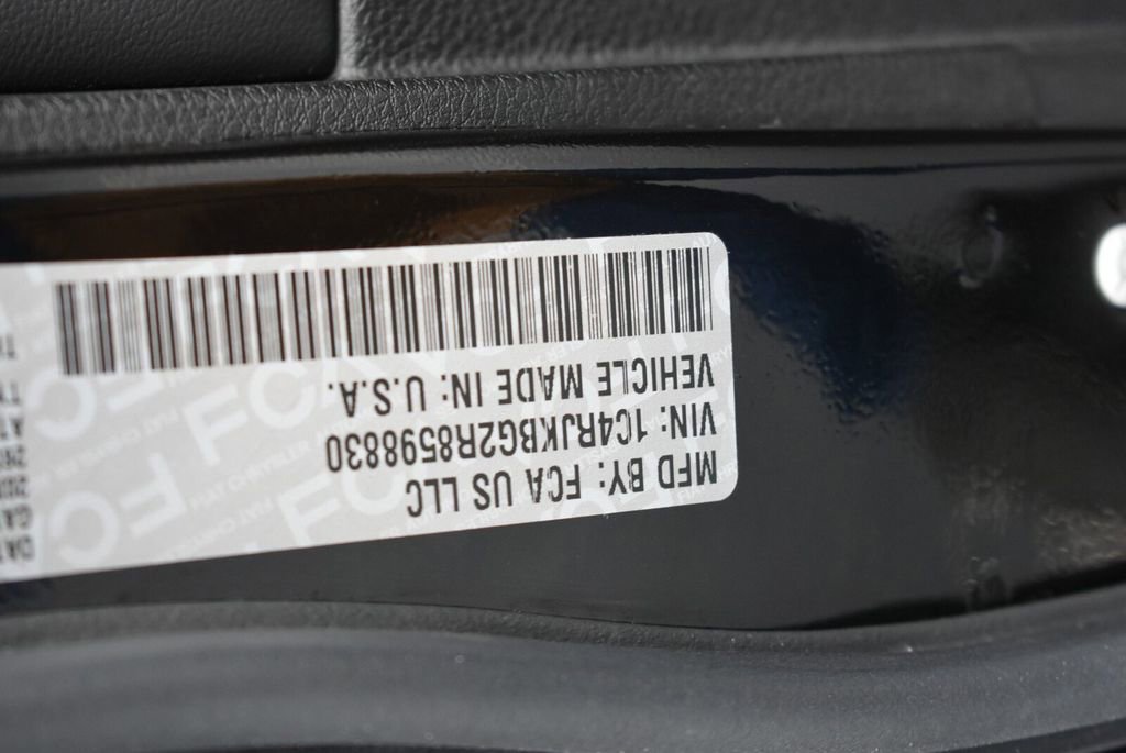 Certified 2024 Jeep Grand Cherokee L Limited w/ Luxury Tech Group II image 40