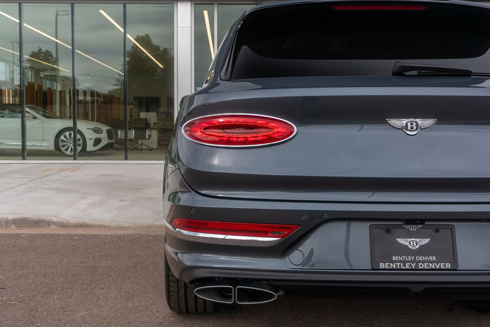 New 2025 Bentley Bentayga image 14