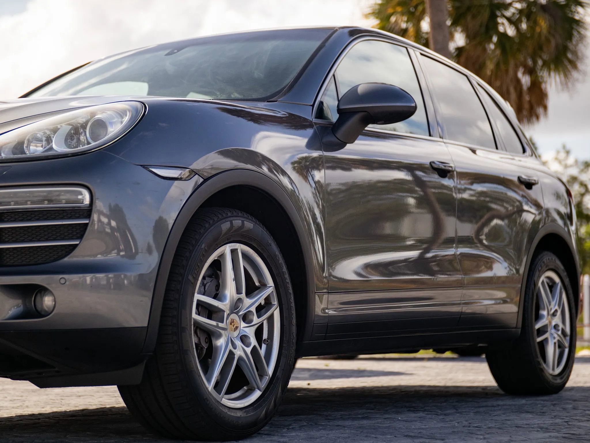 Used 2014 Porsche Cayenne AWD/4WD image 7