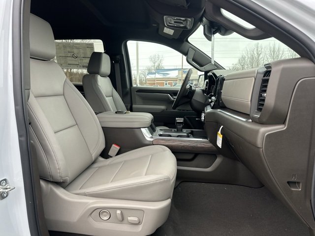 New 2026 GMC Sierra 1500 SLT w/ SLT Convenience Package image 7