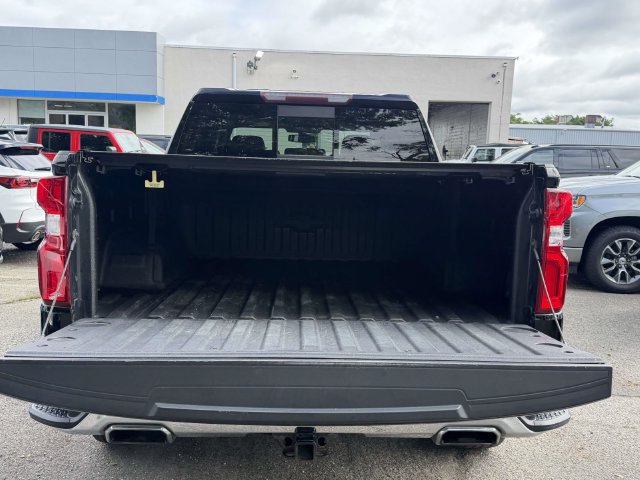 Used 2020 Chevrolet Silverado 1500 LTZ w/ LTZ Plus Package AWD/4WD image 7