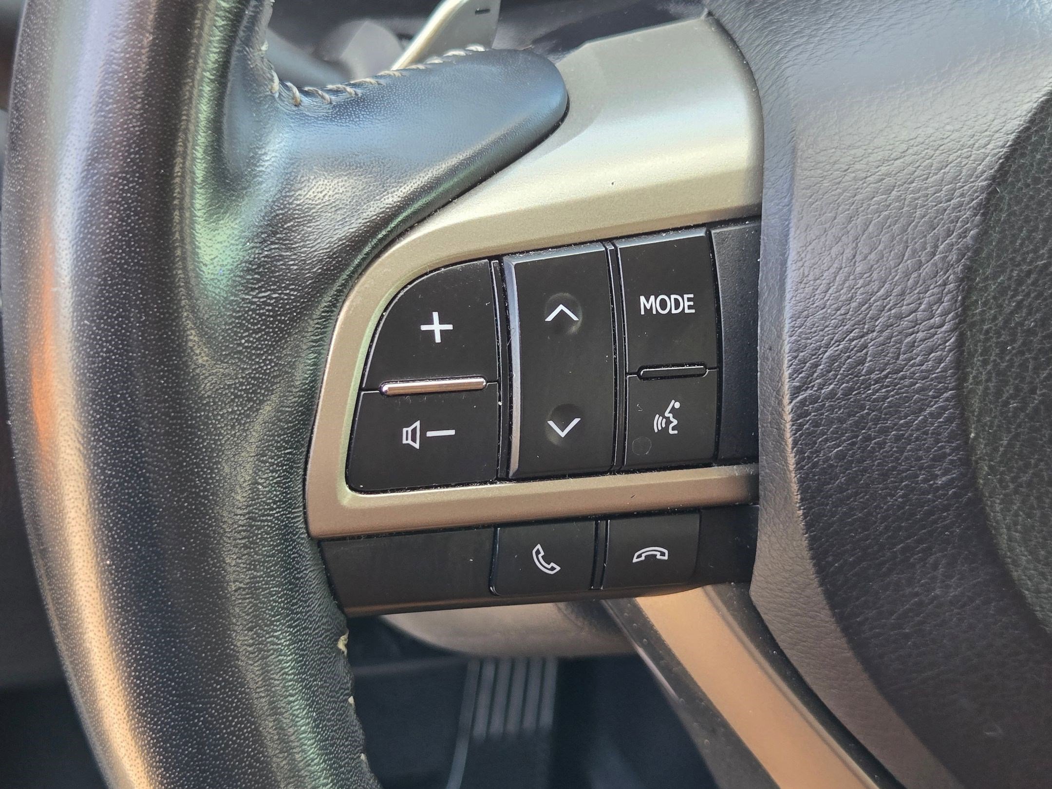 Used 2021 Lexus RX 450h AWD w/ Premium Package image 18