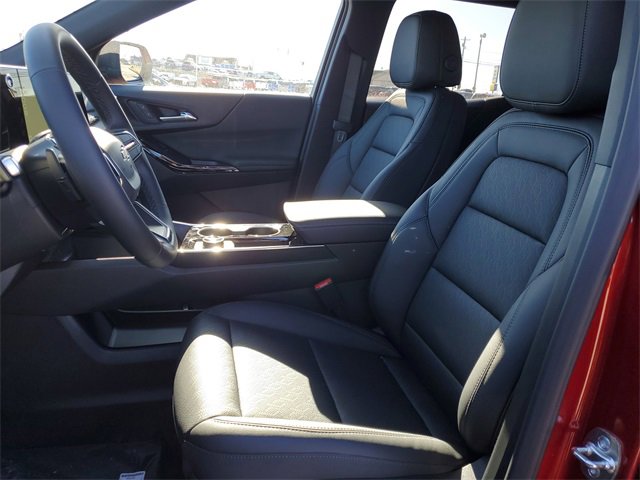 New 2026 Chevrolet Equinox LT w/ Convenience Package II image 16