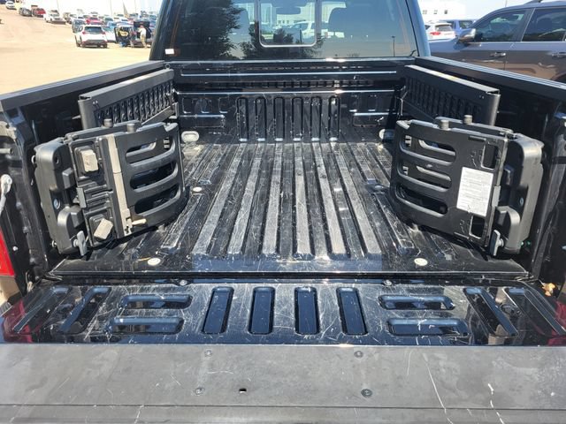 Used 2017 Ford F150 Raptor w/ Equipment Group 802A Luxury AWD/4WD image 29