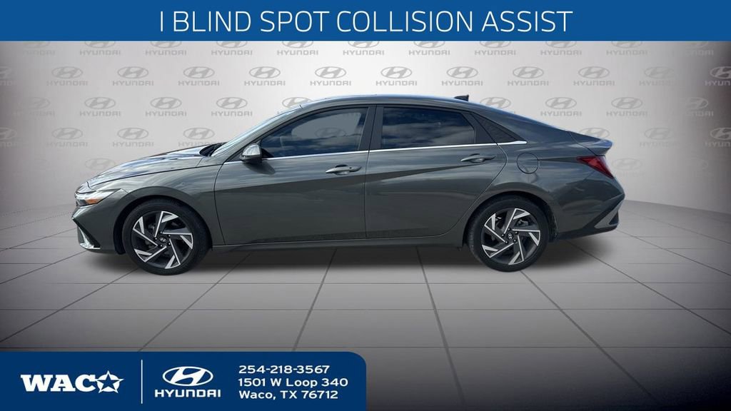 Used 2024 Hyundai Elantra SEL w/ Convenience Package image 11