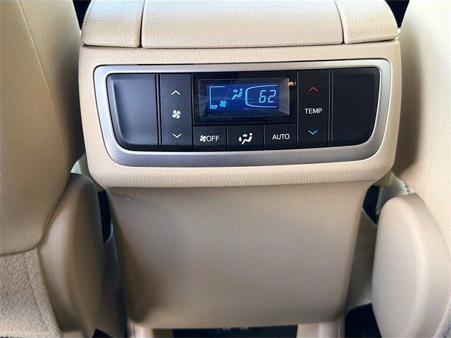 Used 2019 Toyota Highlander XLE image 20