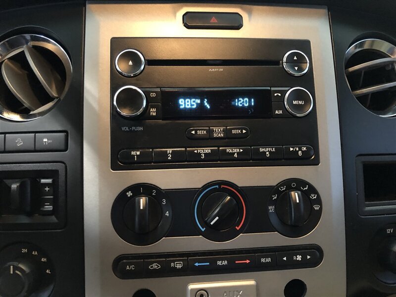 Used 2016 Ford Expedition XL AWD/4WD image 13