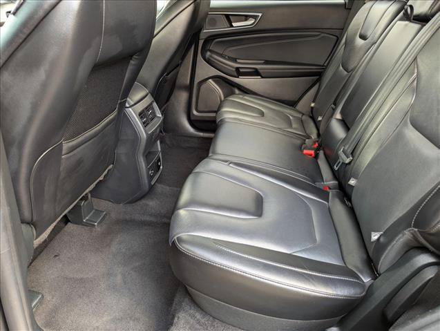 Used 2022 Ford Edge Titanium w/ Equipment Group 301A AWD/4WD image 19