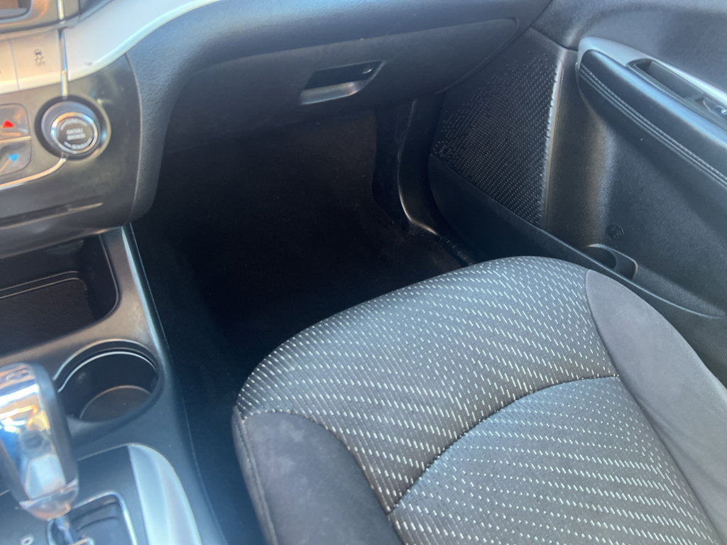 Used 2013 Dodge Journey SXT w/ Flexible Seating Group AWD/4WD image 18
