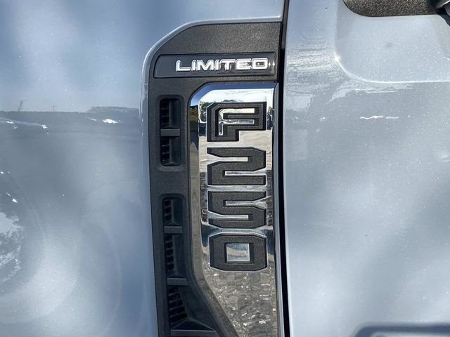 Used 2024 Ford F250 Limited AWD/4WD image 11