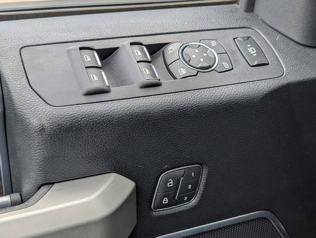 Used 2019 Ford F250 Lariat w/ Lariat Value Package image 24