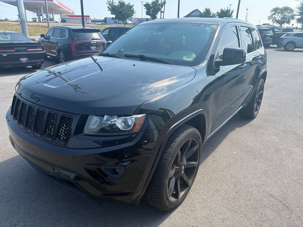 Used 2014 Jeep Grand Cherokee Altitude AWD/4WD image 5