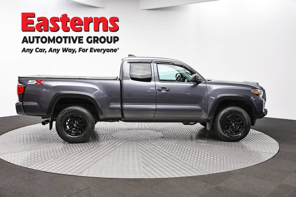 Used 2021 Toyota Tacoma SR w/ SX Package AWD/4WD image 4