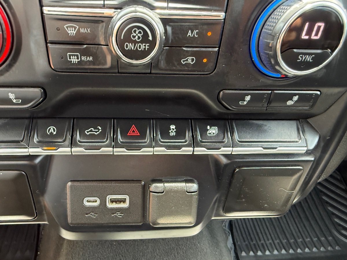 Used 2021 Chevrolet Silverado 1500 LT RWD image 37
