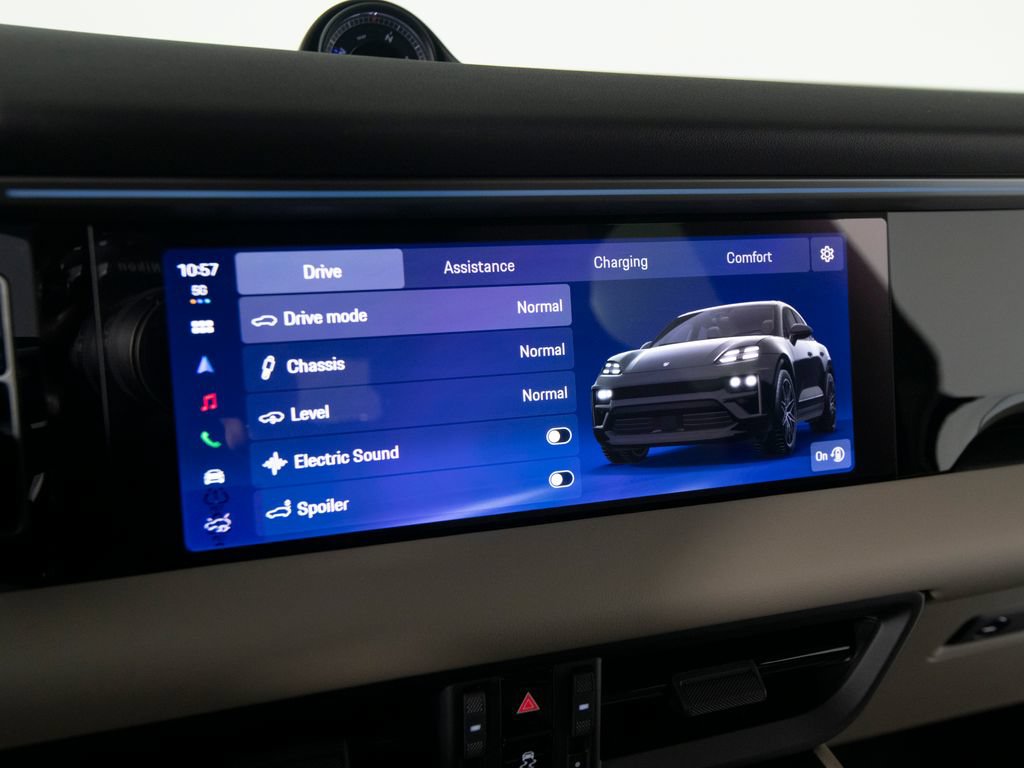New 2026 Porsche Macan 4 Electric AWD/4WD image 26