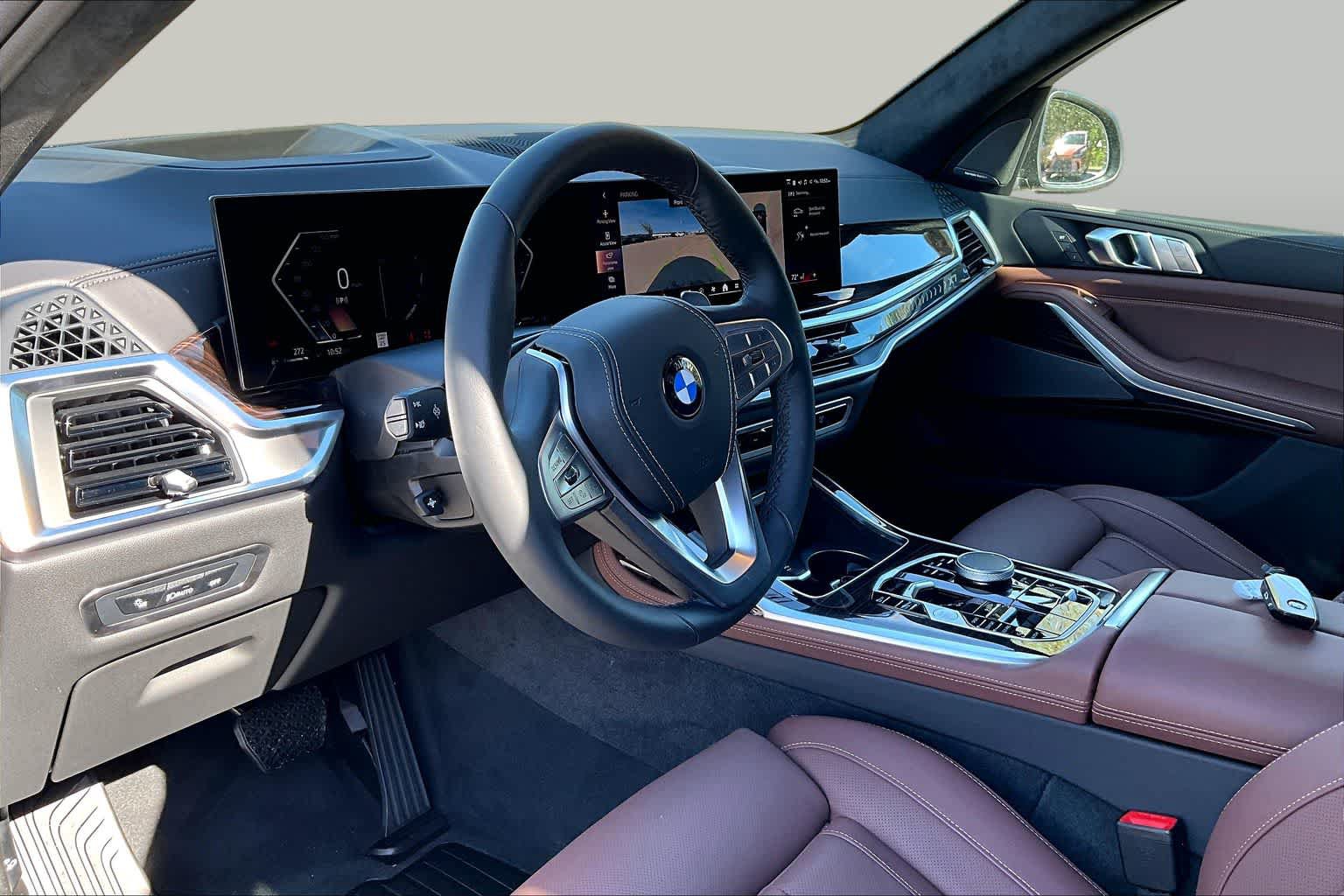 Used 2026 BMW X7 xDrive40i AWD/4WD image 17