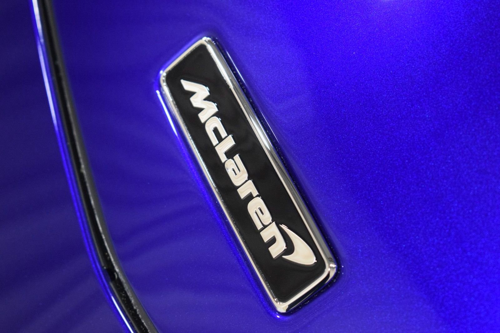 New 2025 McLaren GTS RWD image 3