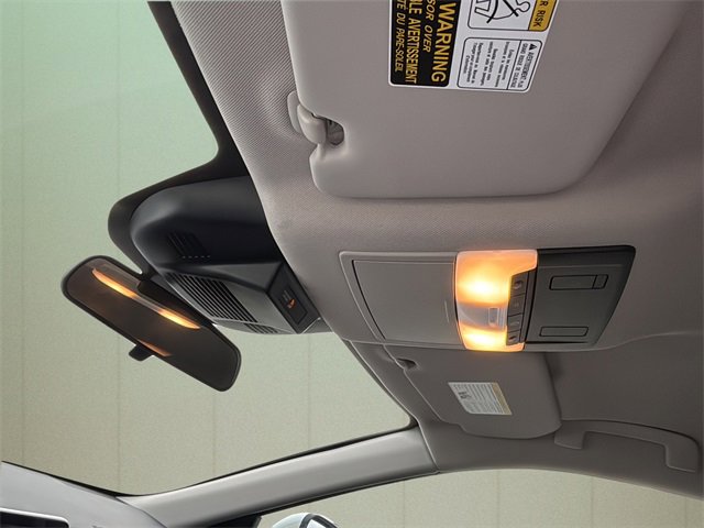 Used 2024 Nissan Rogue SV image 34