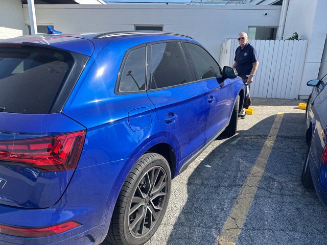 Used 2021 Audi SQ5 Prestige AWD/4WD image 3