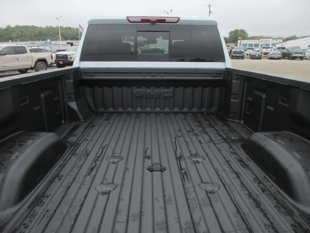 New 2026 GMC Sierra 3500 SLT w/ SLT Premium Package AWD/4WD image 7