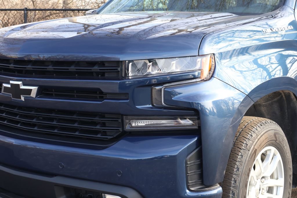 Used 2022 Chevrolet Silverado 1500 RST w/ Safety Package image 3
