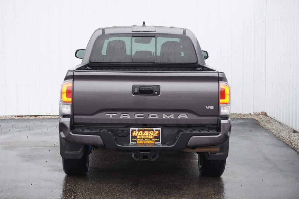 Used 2021 Toyota Tacoma TRD Sport image 5