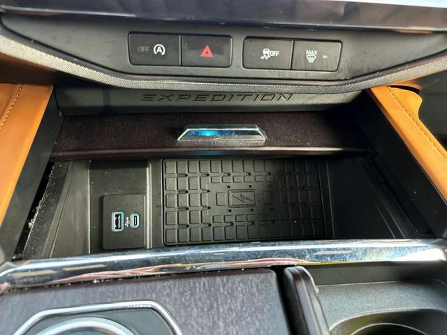 Used 2024 Ford Expedition Max Platinum image 30