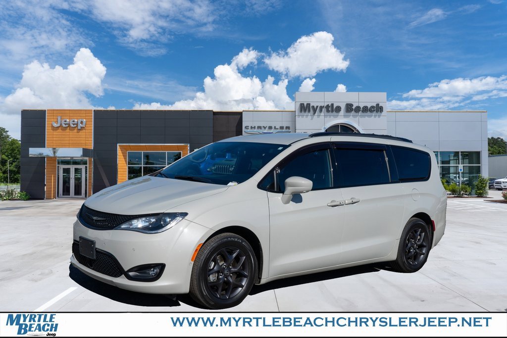 Used 2020 Chrysler Pacifica Touring-L Plus