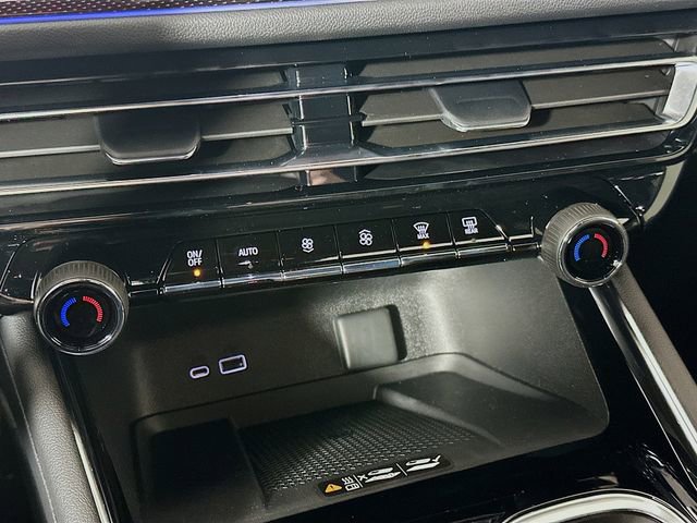 New 2026 Chevrolet Traverse RS image 16