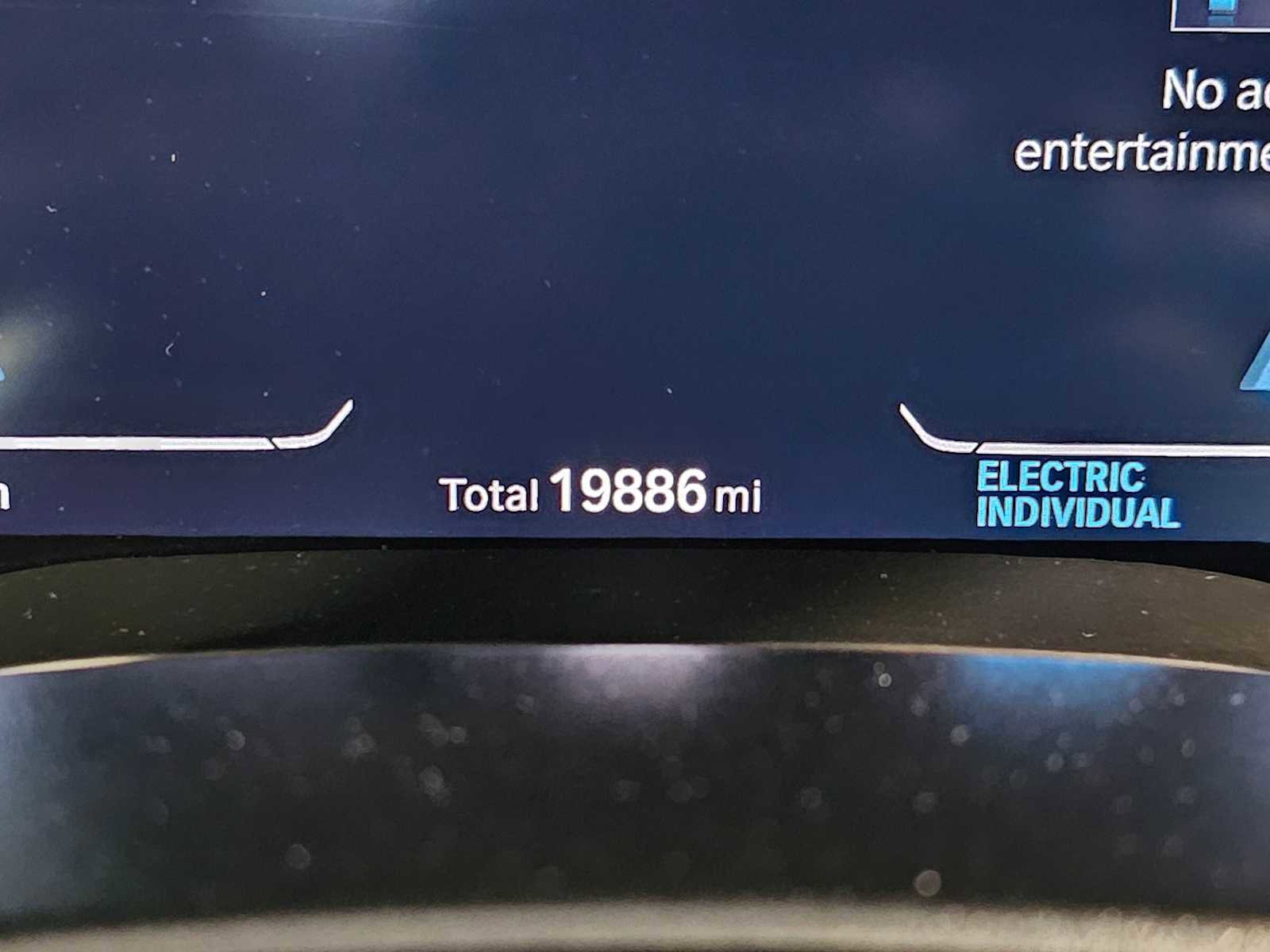 Used 2023 BMW 530e w/ M Sport Package image 13