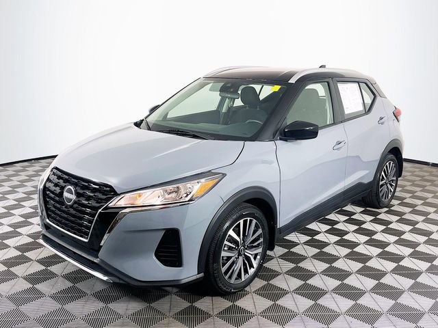 Used 2024 Nissan Kicks SV image 4