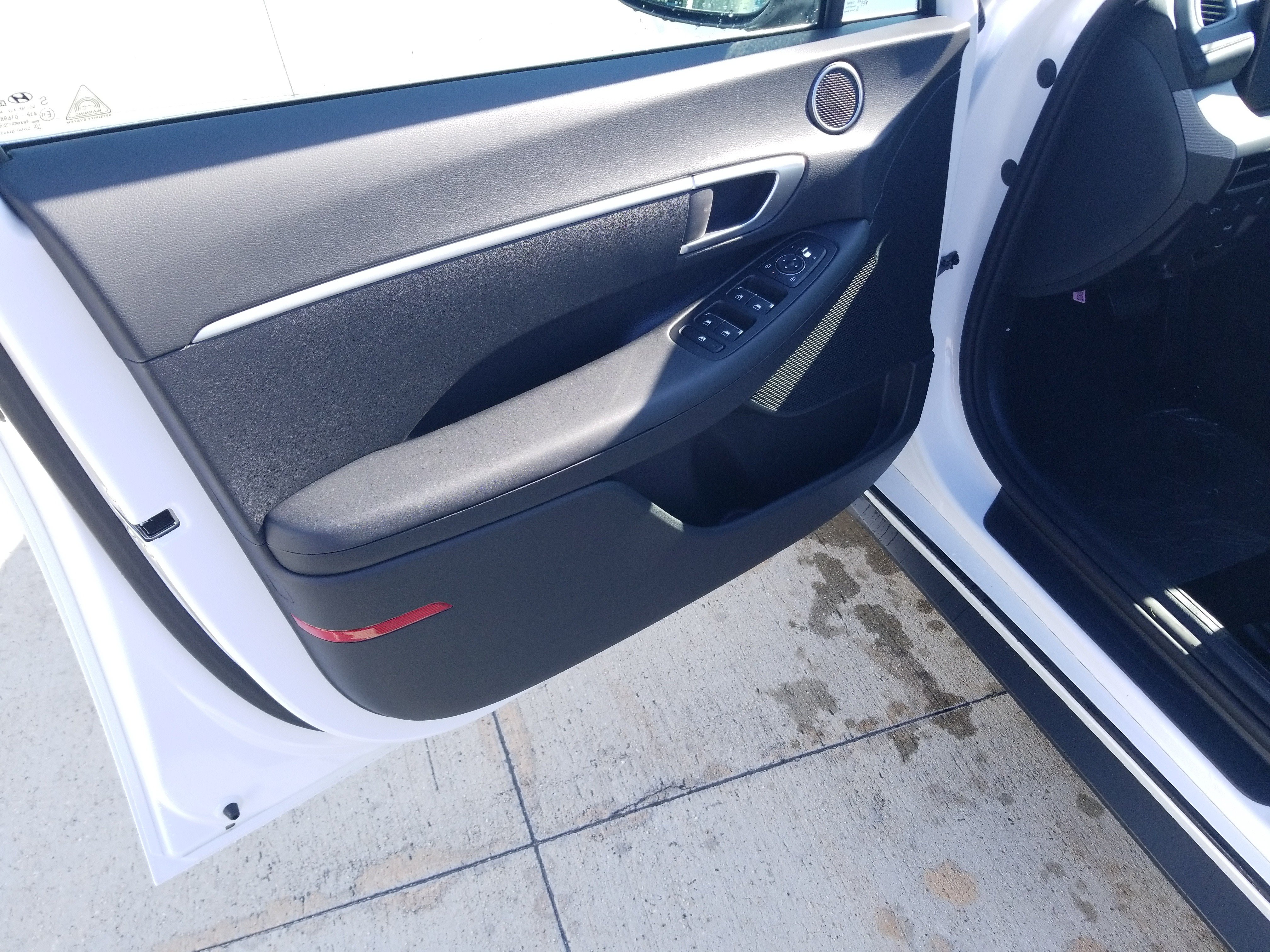New 2026 Hyundai Sonata SE FWD image 9