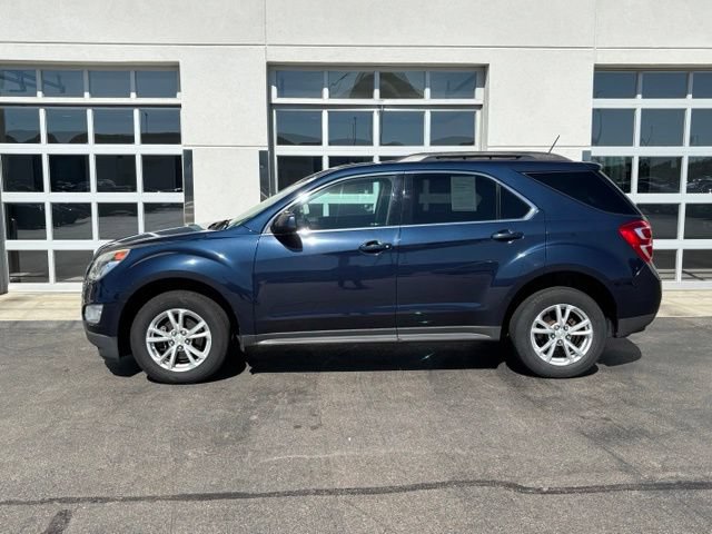 Used 2017 Chevrolet Equinox LT w/ Convenience Package FWD image 3