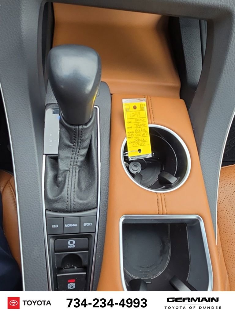 Used 2022 Toyota Avalon Limited w/ Advanced Safety Package image 31