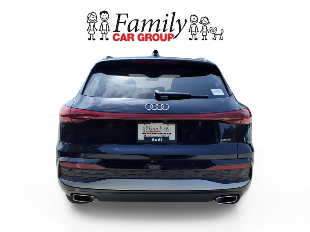 Used 2025 Audi Q5 Premium w/ Convenience Package AWD/4WD image 3