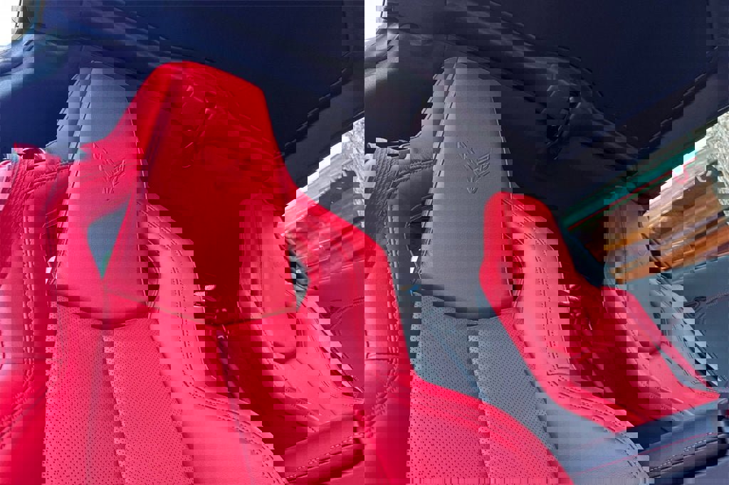 New 2025 Chevrolet Corvette Z06 w/ Chrome Exterior Badge Package image 15