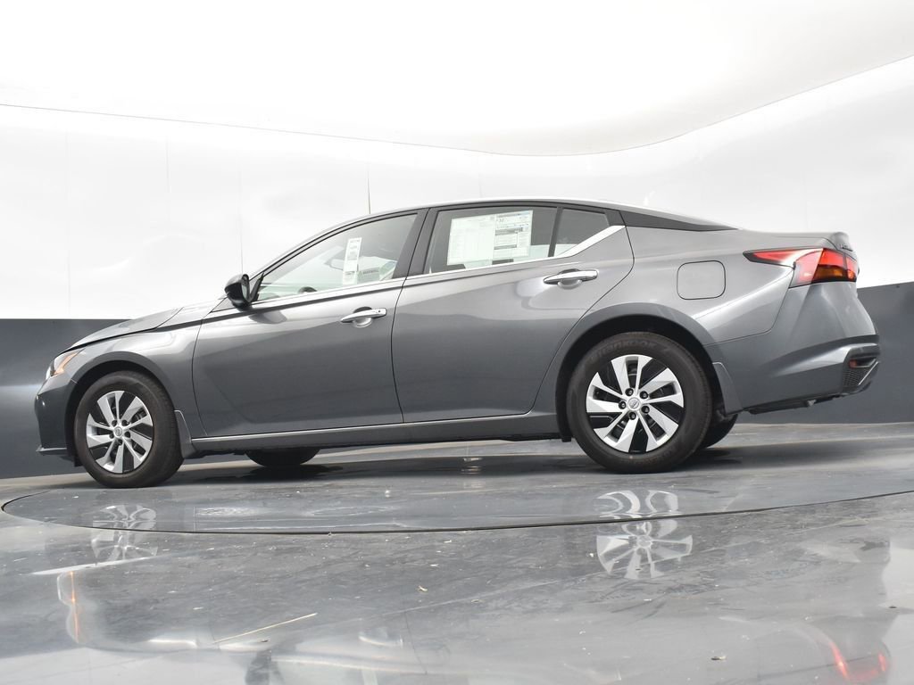 New 2025 Nissan Altima 2.5 S image 38