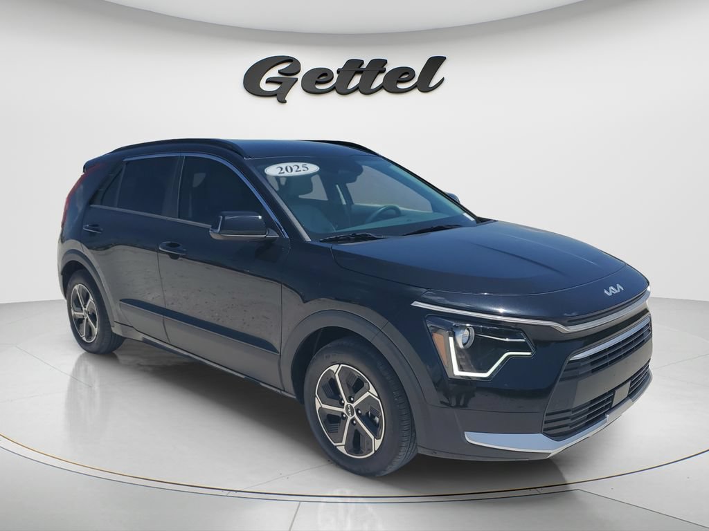 Used 2025 Kia Niro EX FWD image 3